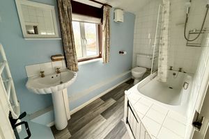 Photo 7- click for photo gallery